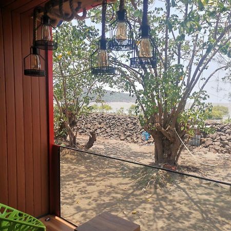 The Koasta Sea View Resort Korlai Екстериор снимка
