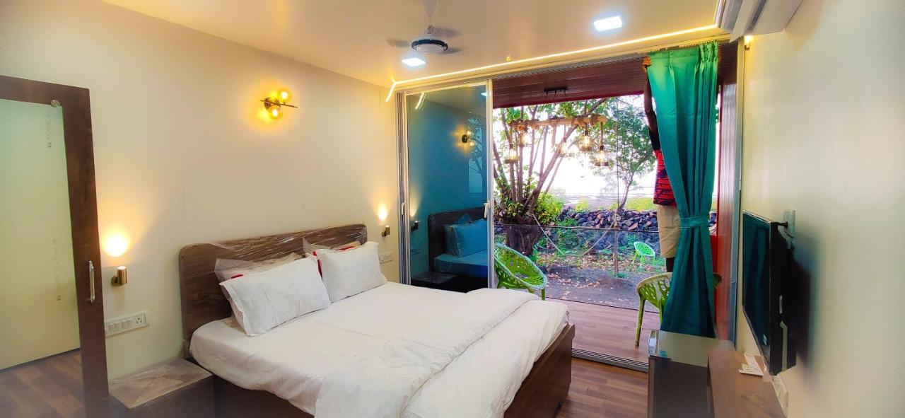 The Koasta Sea View Resort Korlai Екстериор снимка