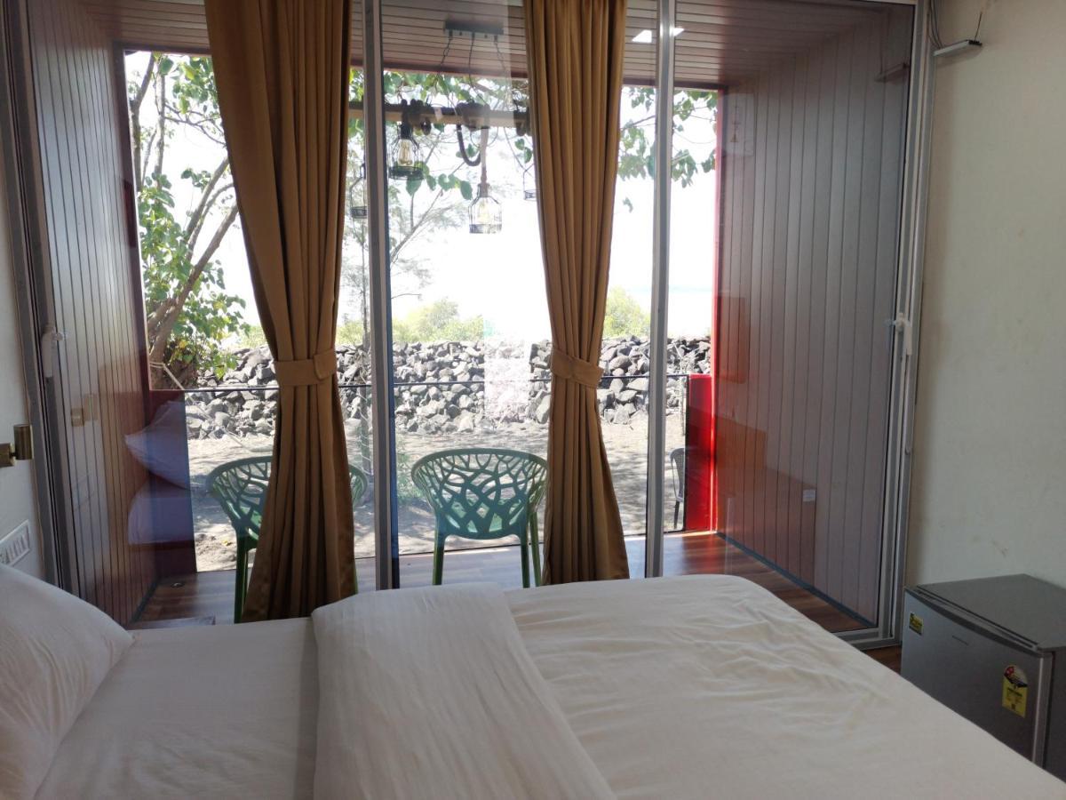 The Koasta Sea View Resort Korlai Екстериор снимка